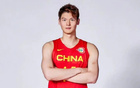 上海王哲林離隊，31歲合同到期，三選一，妻助決策