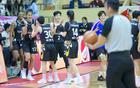廣東女籃奪冠慶宴，鄭薇出席，三功臣受訪