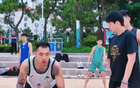 山東隊威海集訓，六點海邊拉練，陶漢林受邱彪指導。