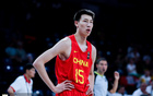 郇斯楠表現亮眼，12中8得16分5板，送出6大帽！